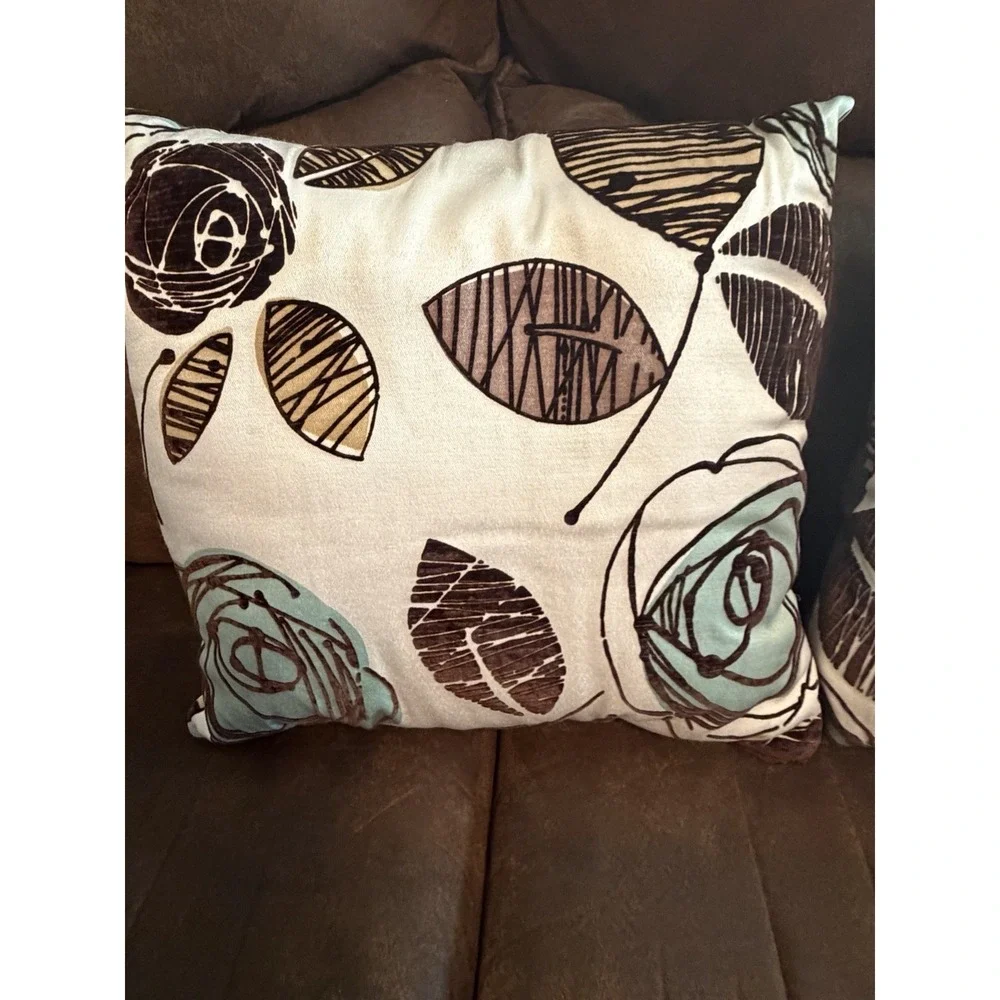 D.V. Kap Tory Throw Pillow Pair 16x16 MCM Leaf Abstract Reversible Set